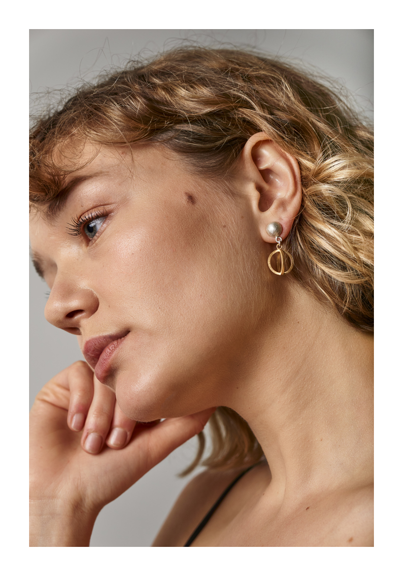 Source of Light Earrings, sterling silver, 18ct gold, 2018, Kate Alterio